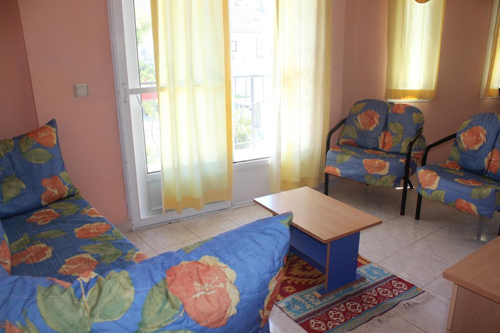 داتْشا Yalcinkayalar Aparthotel الغرفة الصورة